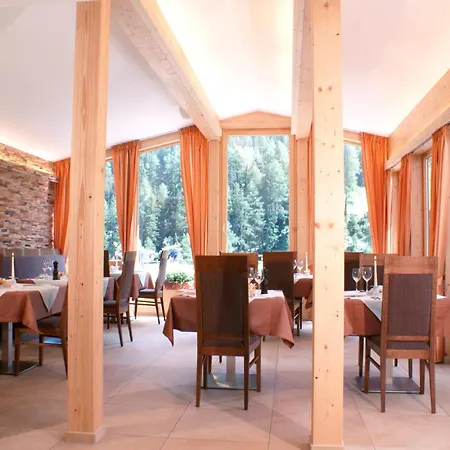 Hotel Romantica-2