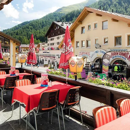 Wellnesshotel Engadin-3